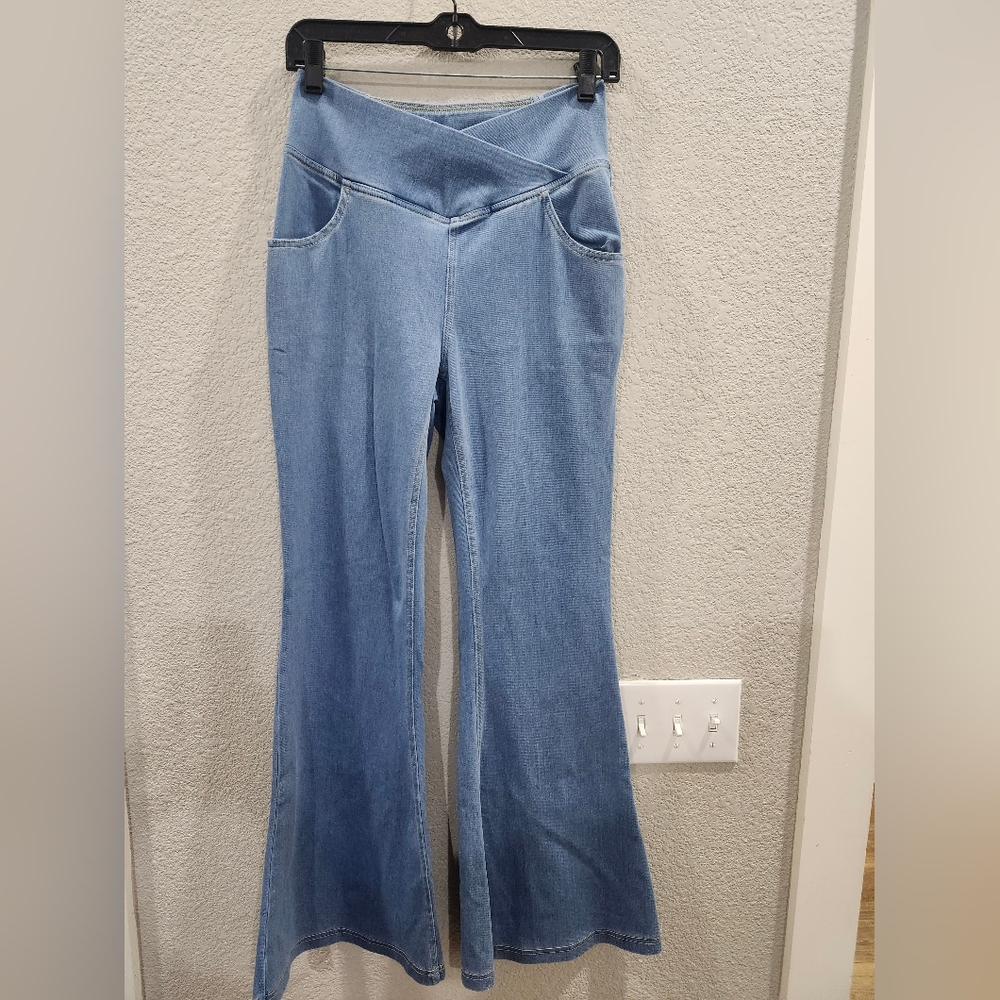 HALARA Light Blue Flare Jeans